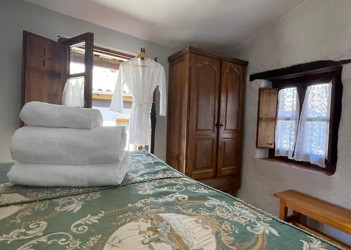 Boutique Casa Palacio بيت ريفي San Martín del Castañar