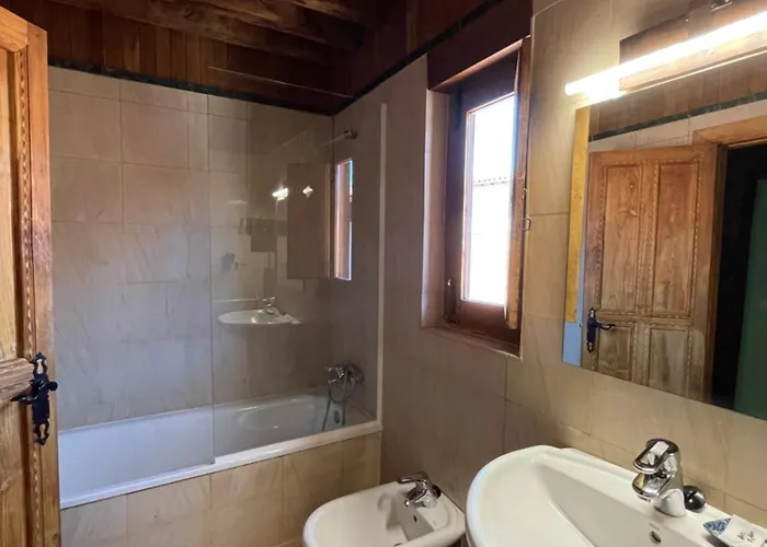 Boutique Casa Palacio بيت ريفي San Martín del Castañar